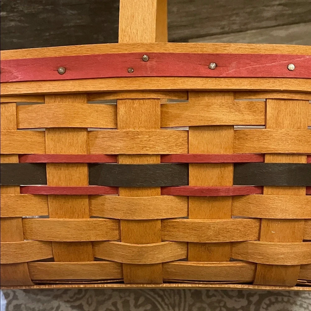 VINTAGE 1994 Longaberger oval Market Handcrafted Brown and Red Woven Basket 13x8